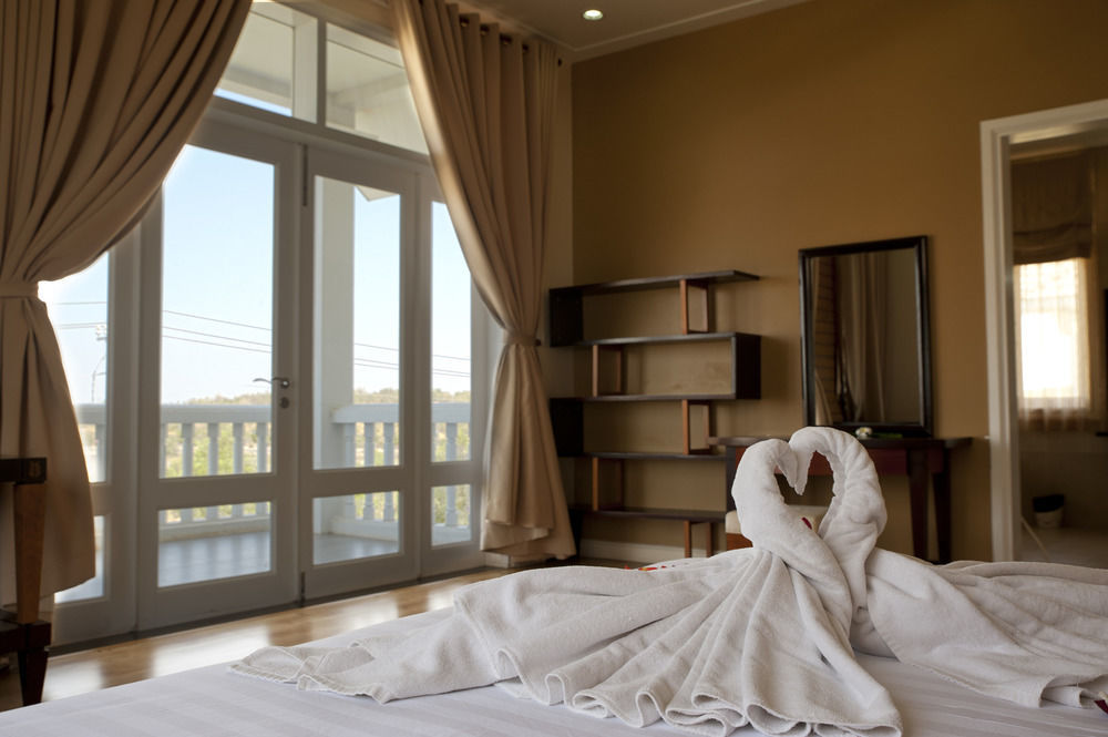 Sea Links Beach Villa Mui Ne Exterior photo